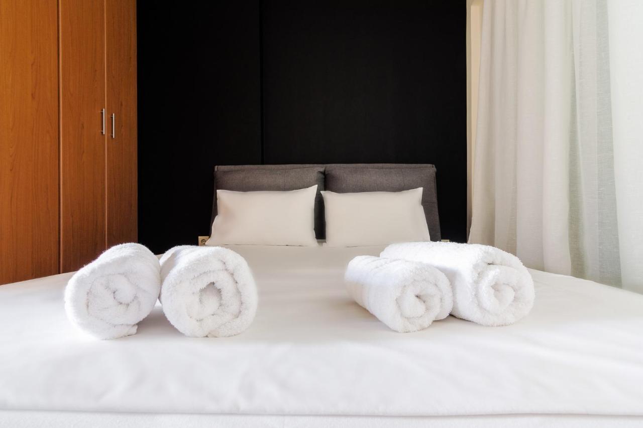 Comfort Apartment In Koukaki Athens Luaran gambar